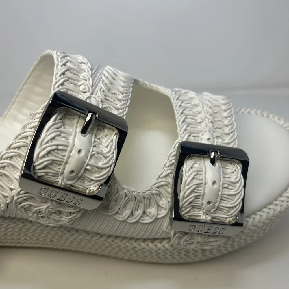 GUESS Binks‎ Woven Platform Sandals Ivory White Double Buckle Wedge Size 10M NIB